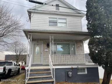 Main picture of 56 Kent Ln