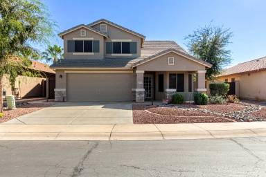 Main picture of 42553 W Sparks Dr
