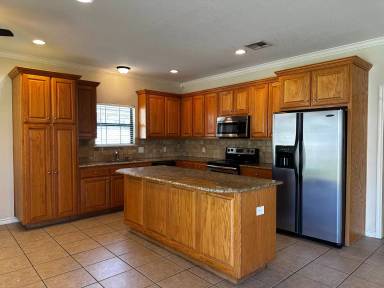 Main picture of 2526 S 3rd St