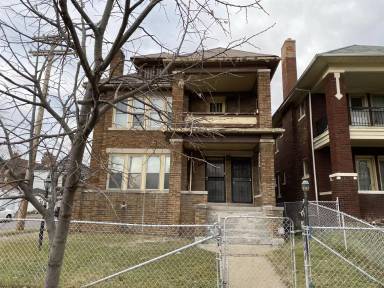 Main picture of 4114 W Euclid St