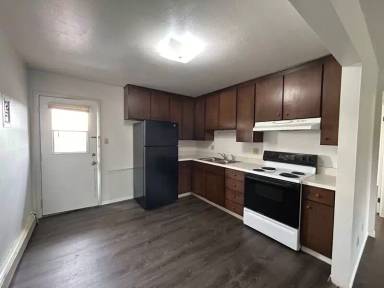 Main picture of 4311 N Chestnut St