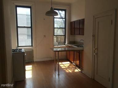 Main picture of 664 Grand St