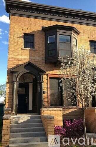 Main picture of 1627 Leverette St