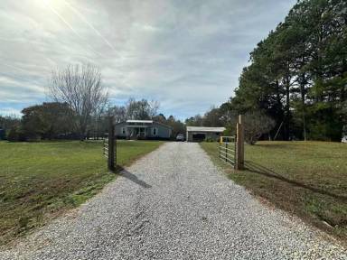 Main picture of 246 S Trotters Way