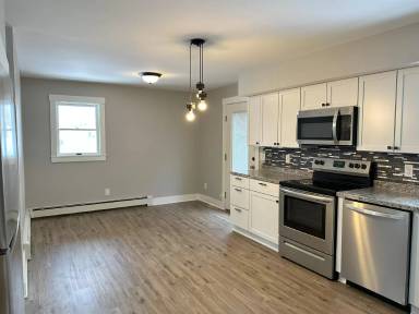 Main picture of 34 Windsor St