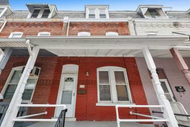 Main picture of 633 N Law St