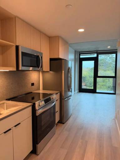 Main picture of 3660 Reynard Way