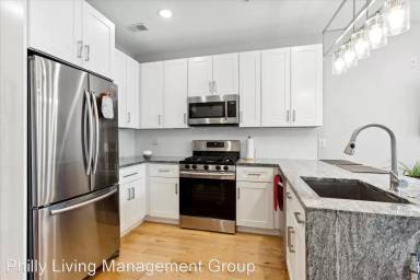 Main picture of 717 S 51st St