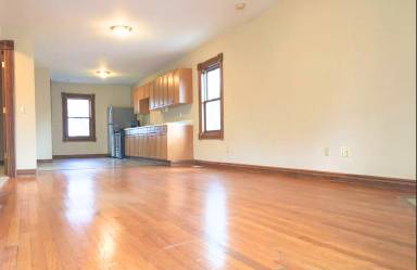 Main picture of 444 E Lincoln Ave
