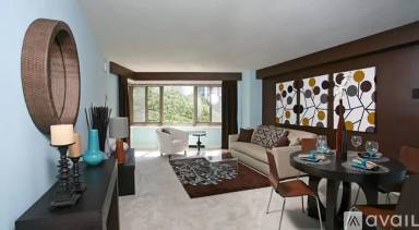 Main picture of 1365 N Astor St