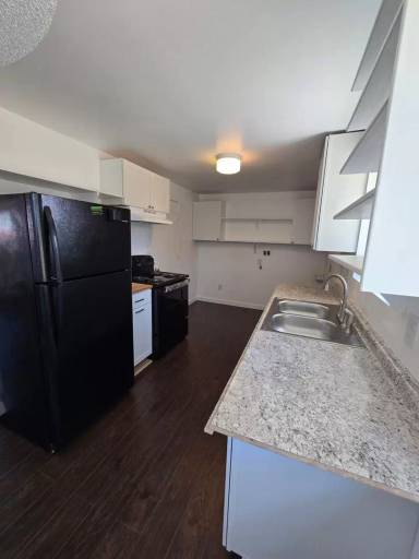 Main picture of 351 SE Wildcat Dr