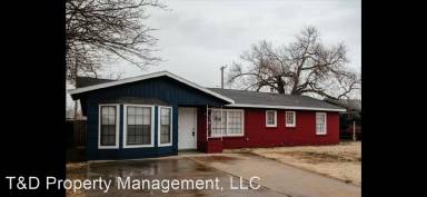 Main picture of 1817 E 1st Pl