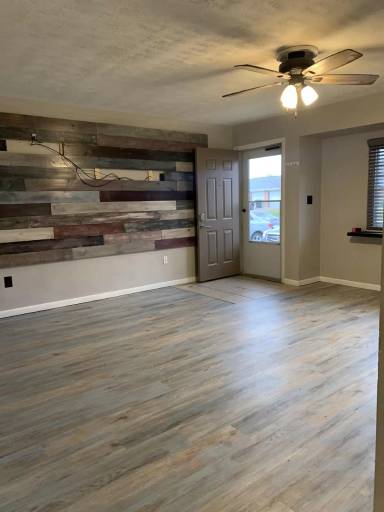 Main picture of 3120 Benchwood Rd