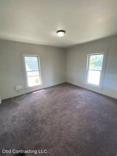 Main picture of 914 Rivermet Ave