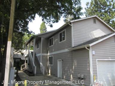 Main picture of 21 Elm St