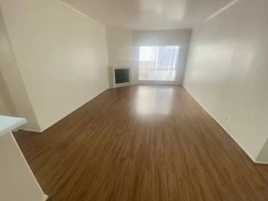 Main picture of 5405 Kester Ave