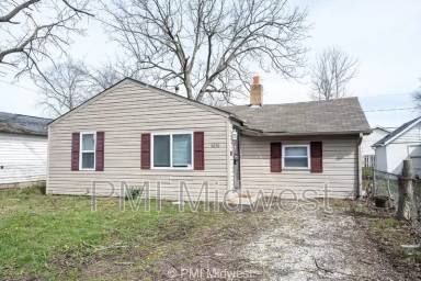 Main picture of 5050 W Regent St