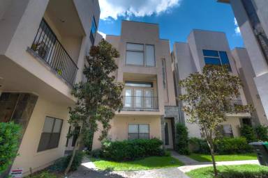 Main picture of 6903 Staffordshire Blvd