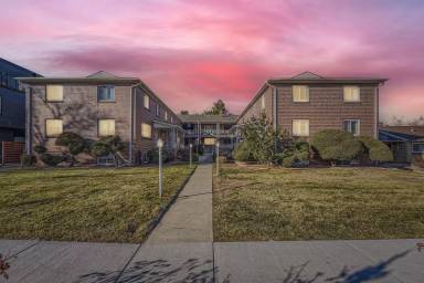 Main picture of 2047 S Milwaukee St