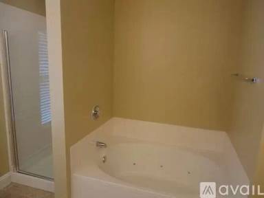 Main picture of 204 Kissimmee Dr