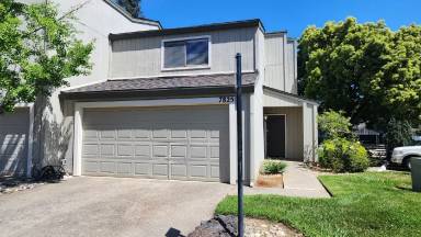 Main picture of 7825 Hampton Ln