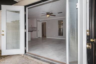 Main picture of 3141 Crosby Ln