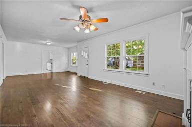 Main picture of 2000 S L St