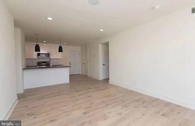 Main picture of 2431 Frankford Ave
