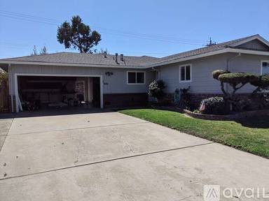 Main picture of 662 La Mesa Dr