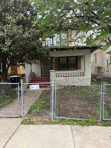 Main picture of 3739 Bales Ave