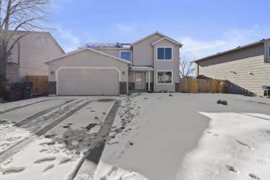 Main picture of 825 Hubbell Dr
