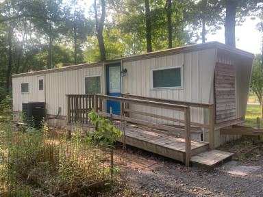 Main picture of 902 Panola Rd