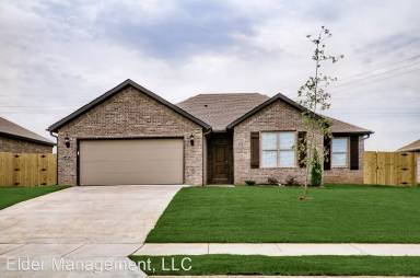 Main picture of 3405 SW Elm Manor Ave