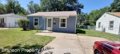 Main picture of 2121 S Spruce St