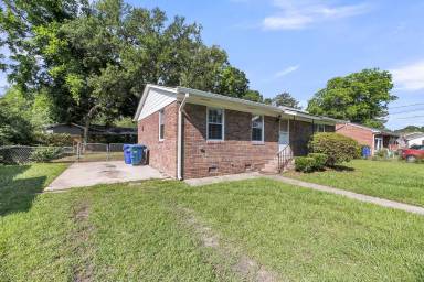 Main picture of 313 Curtiss Ave