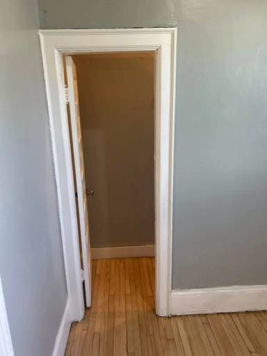 Main picture of 2304 S 20th St