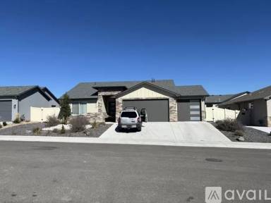 Main picture of 698 Eadin Ln