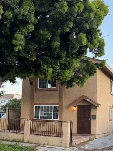 Main picture of 4739 W 159th St