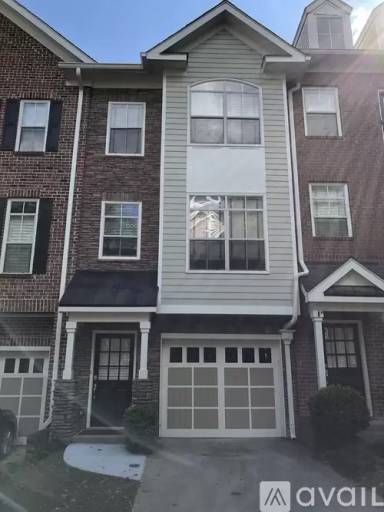 Main picture of 5523 Glenridge Park