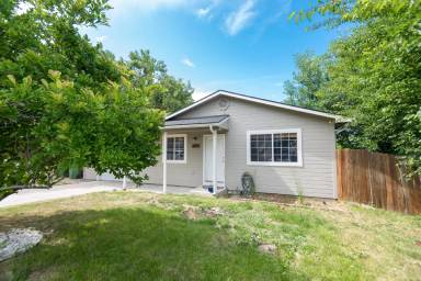 Main picture of 485 Farber Dr