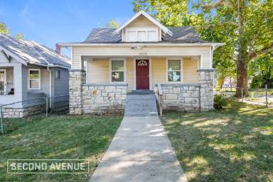 Main picture of 6635 Olive St