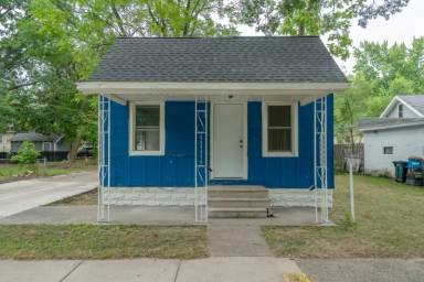 Main picture of 419 E Forest Ave