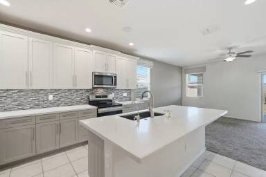 Main picture of 28279 N Beryl Ln