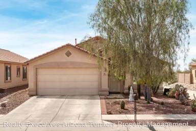 Main picture of 12529 N Crimson Vista Dr