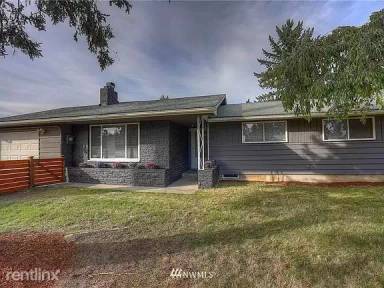 Main picture of 1401 S 84th St