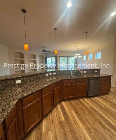 Main picture of 55 E Brearley Dr