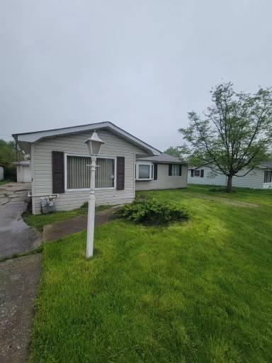 Main picture of 544 W Stanton Ln