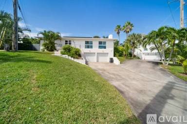 Main picture of 341 Ocean Dr