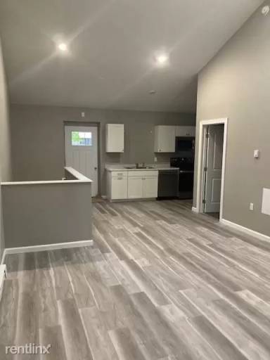 Main picture of 2119 Grand Central Ave