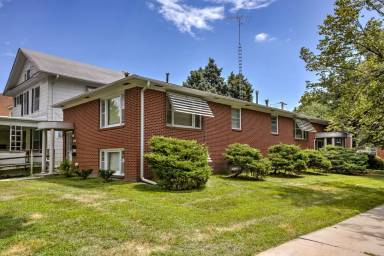 Main picture of 1501 F St